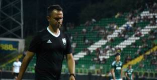 Феновете на Пирин бесни - искат смяна на треньора